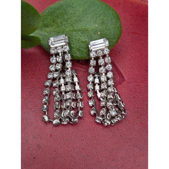 Vintage Rhinestone Screw On Earrings - Formal Wear Jewelry - Wedding Earrings - Picture 3 of 16